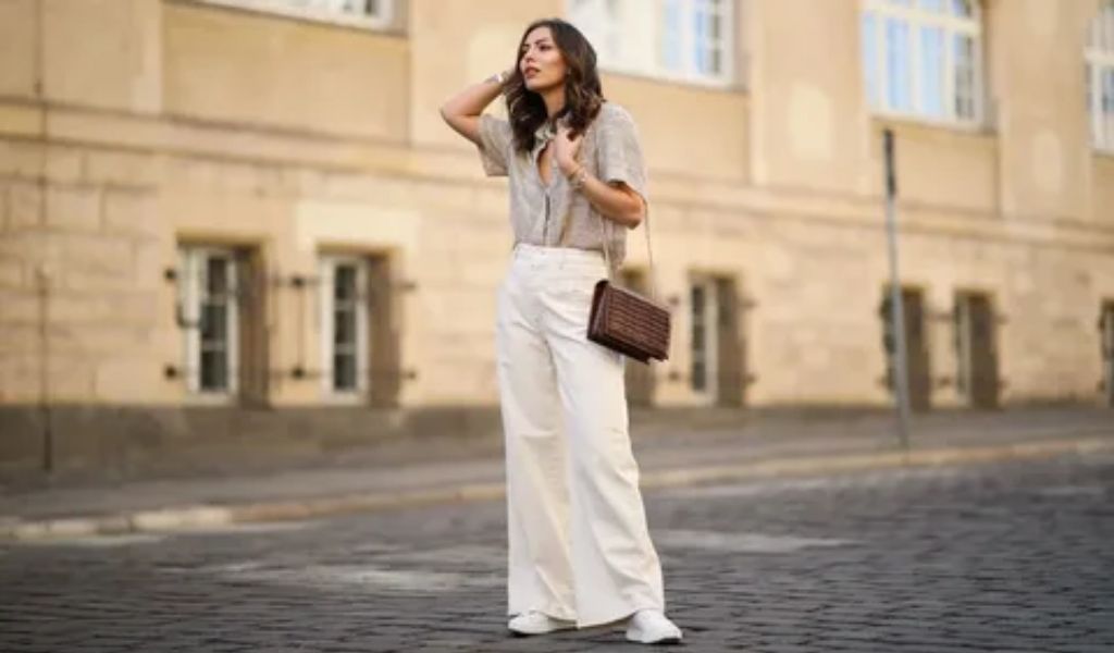 Calça Pantalona: Descubra Como Estilizar e Arrasar com Essa Tendência Versátil