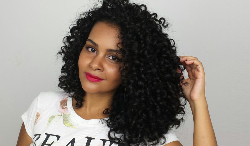 Corte de Cabelo Cacheado: Guia Completo para um Look Deslumbrante