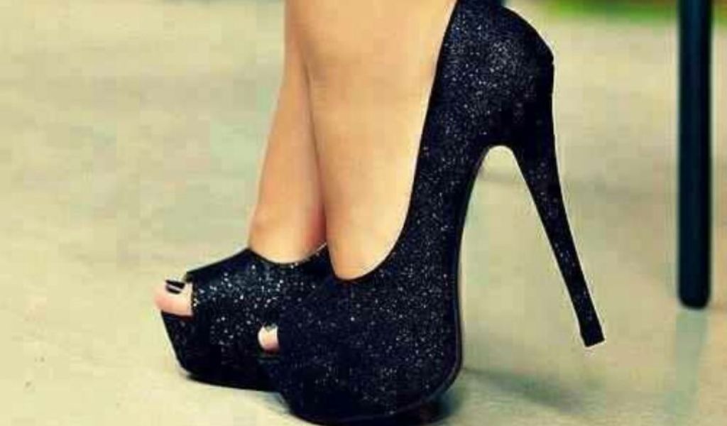 Sapatos Femininos para Formatura: Elegância que Completa seu Grande Dia