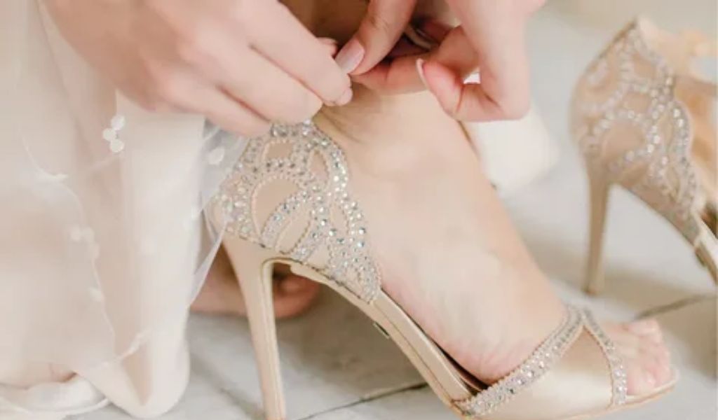 Sapatos Femininos para Casamento: Elegância que Acompanha Cada Passo