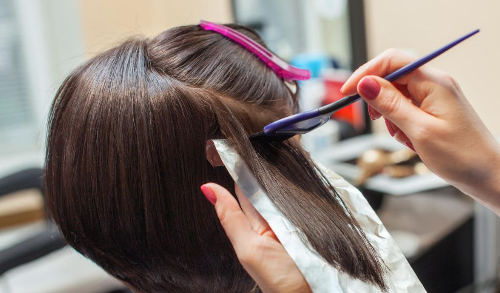 Tendências de Cores de Cabelo para a Próxima Temporada: Descubra as Mais Quentes!