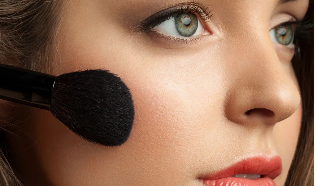 Tutorial de Maquiagem para Iniciantes: Dicas Passo a Passo para um Look Incrível