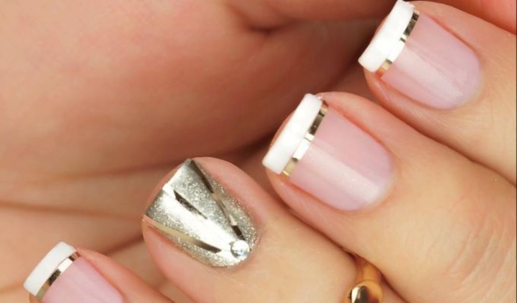 Nail Care 101: Passos Simples para uma Rotina de Cuidados com as Unhas