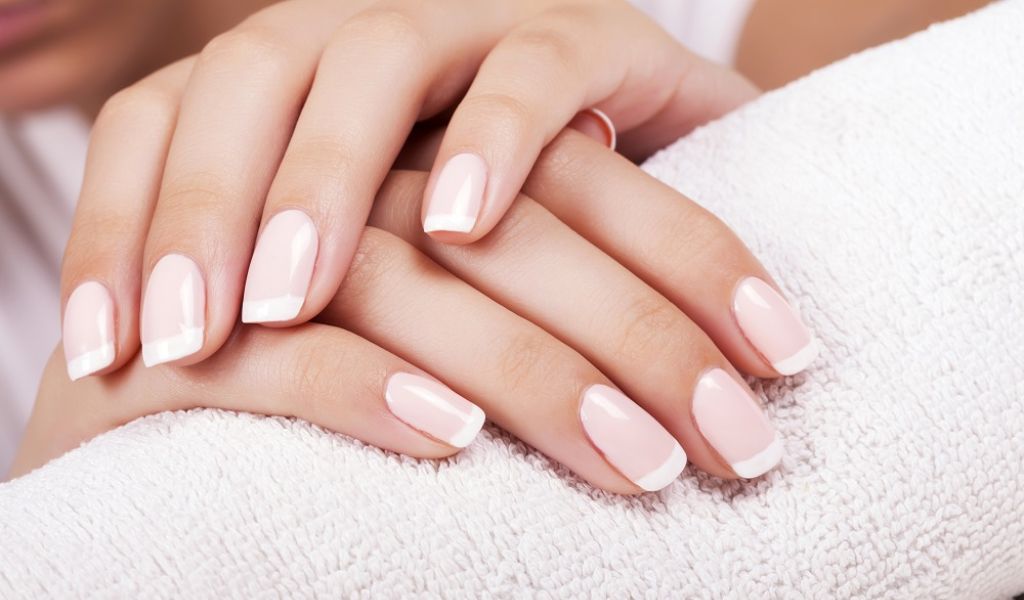 Unhas Quebradiças: Causas Comuns e Soluções Eficazes para Fortalecer Suas Unhas