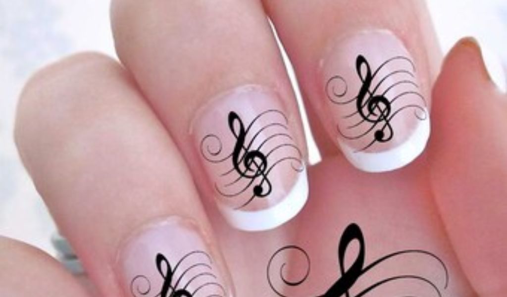 Nail Art Inspirada em Concertos: Dê aos seus Dedos uma Performance Memorável