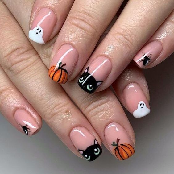 Nail art colorida